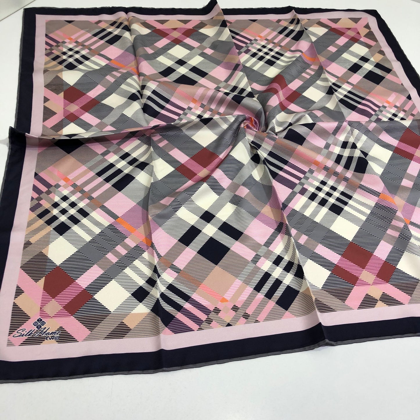 Silkhome Twill Eşarp Çizgili Desen
