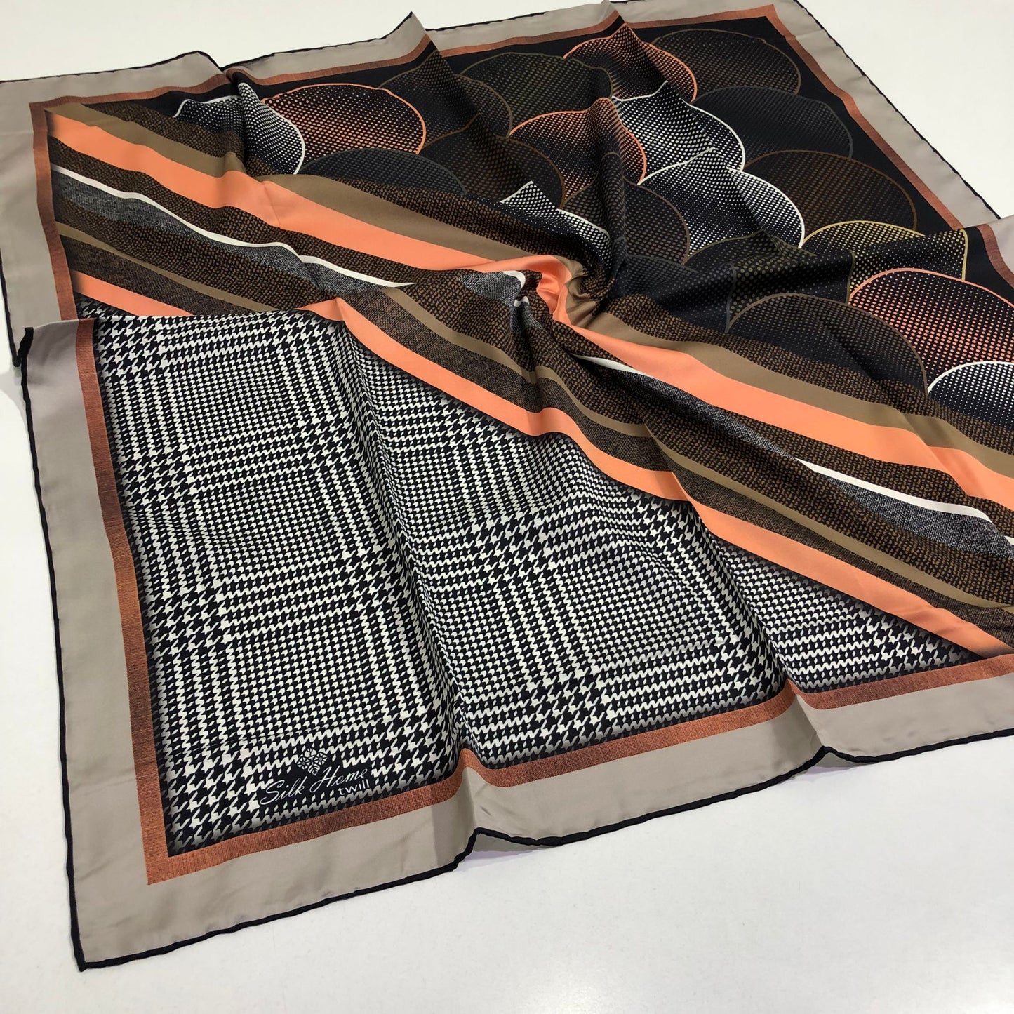 Silkhome Twill Eşarp Kubbe Desen