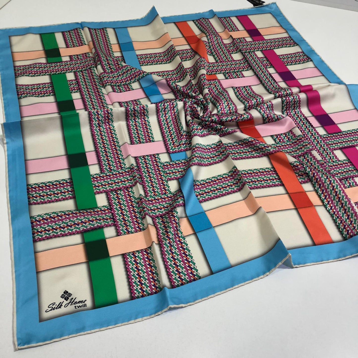 Silk Home Twill Eşarp Geo Çizgi Desen
