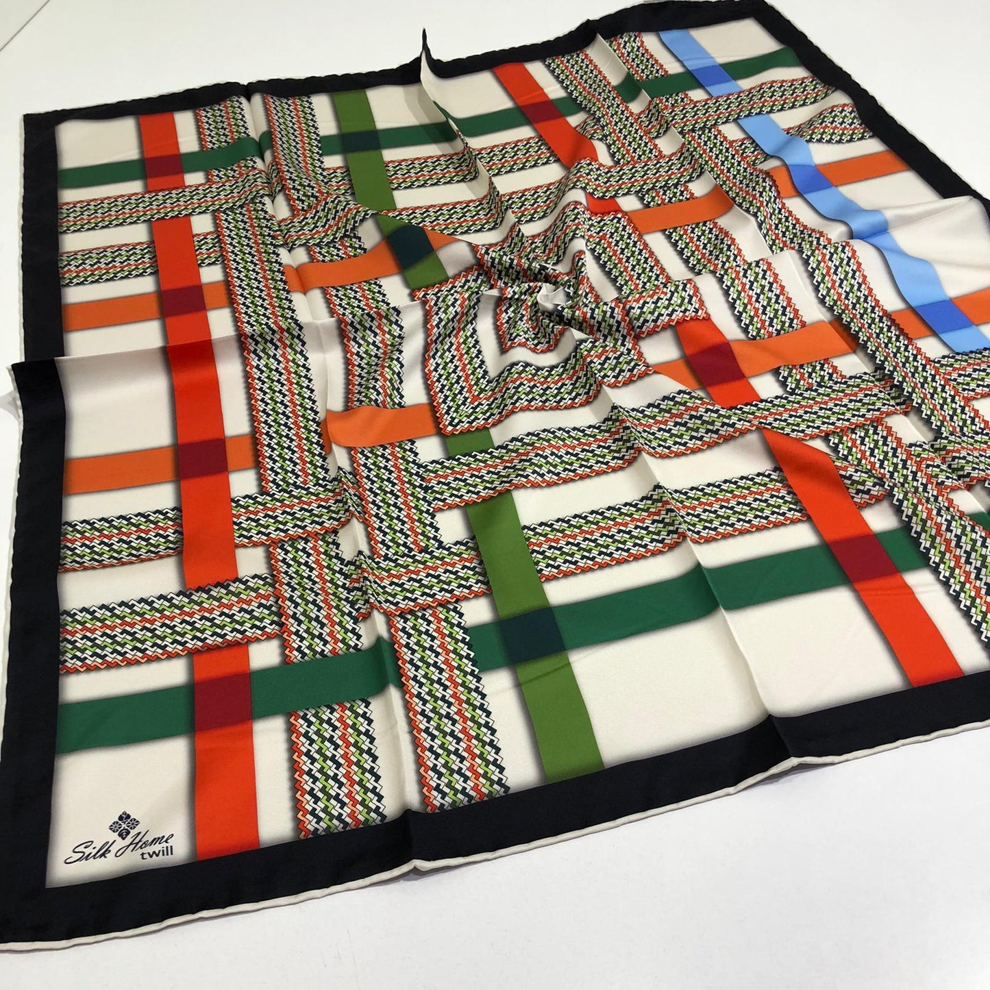 Silk Home Twill Eşarp Geo Çizgi Desen