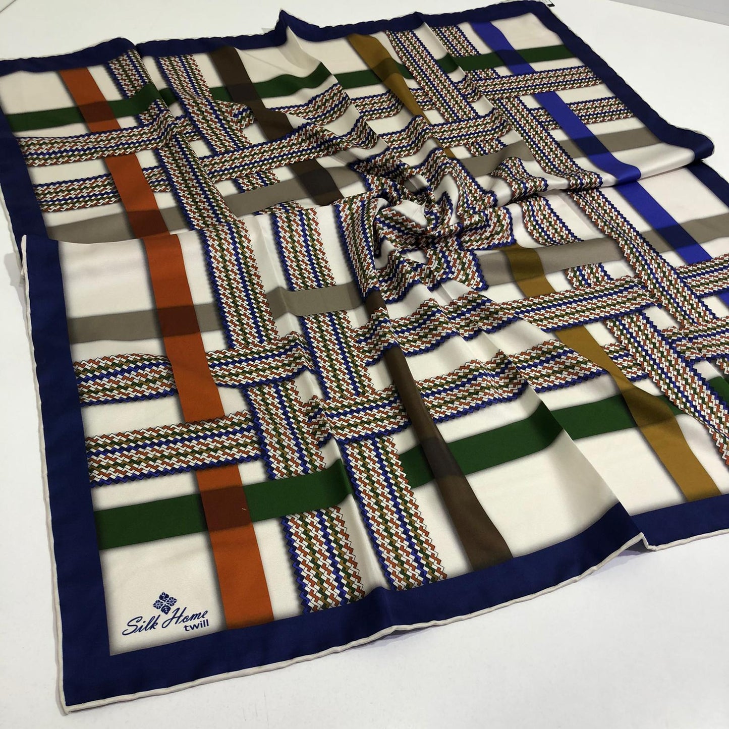Silk Home Twill Eşarp Geo Çizgi Desen