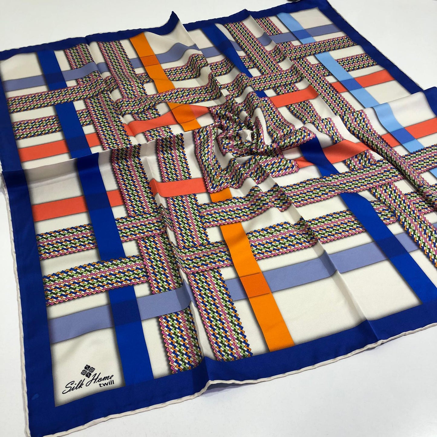 Silk Home Twill Eşarp Geo Çizgi Desen