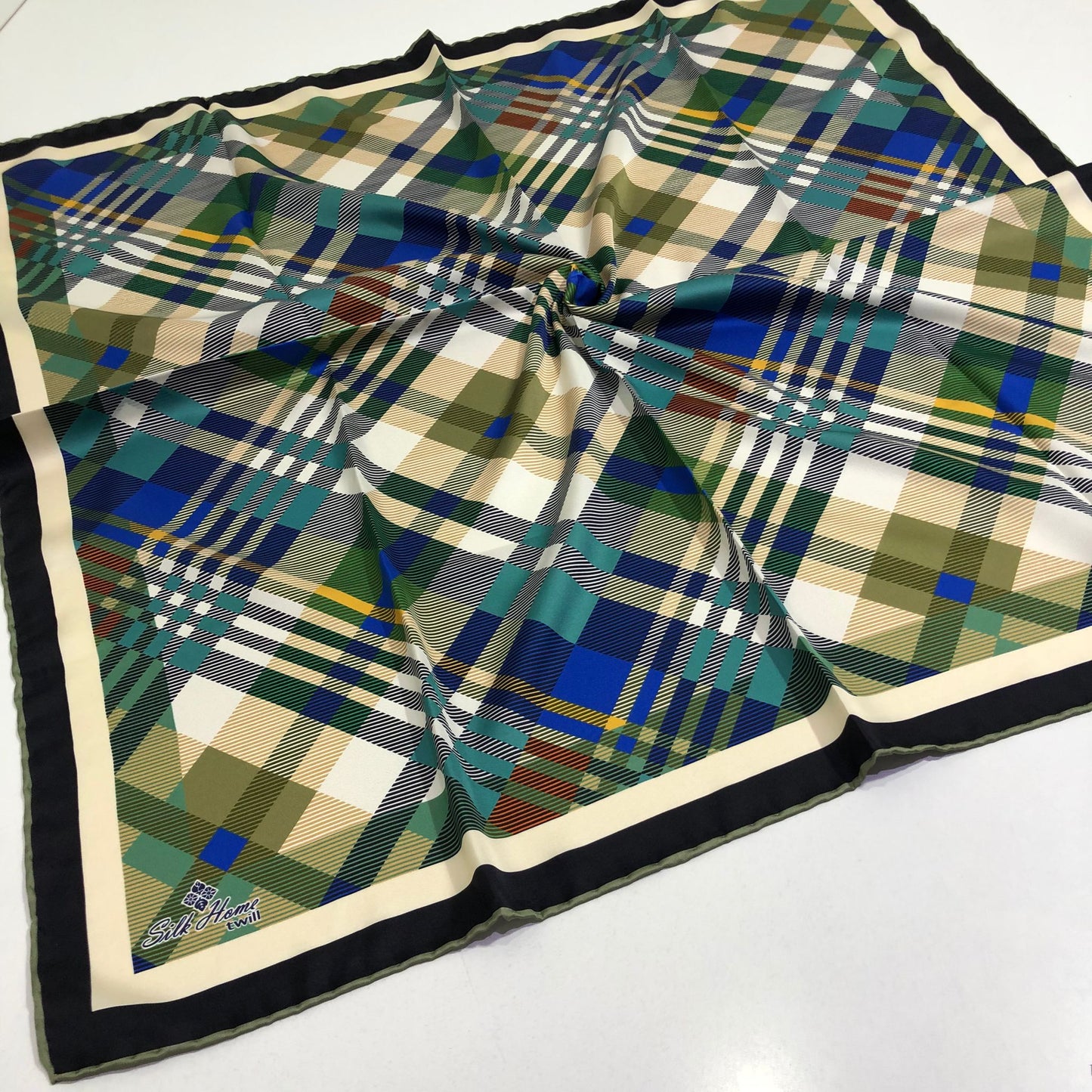 Silkhome Twill Eşarp Çizgili Desen