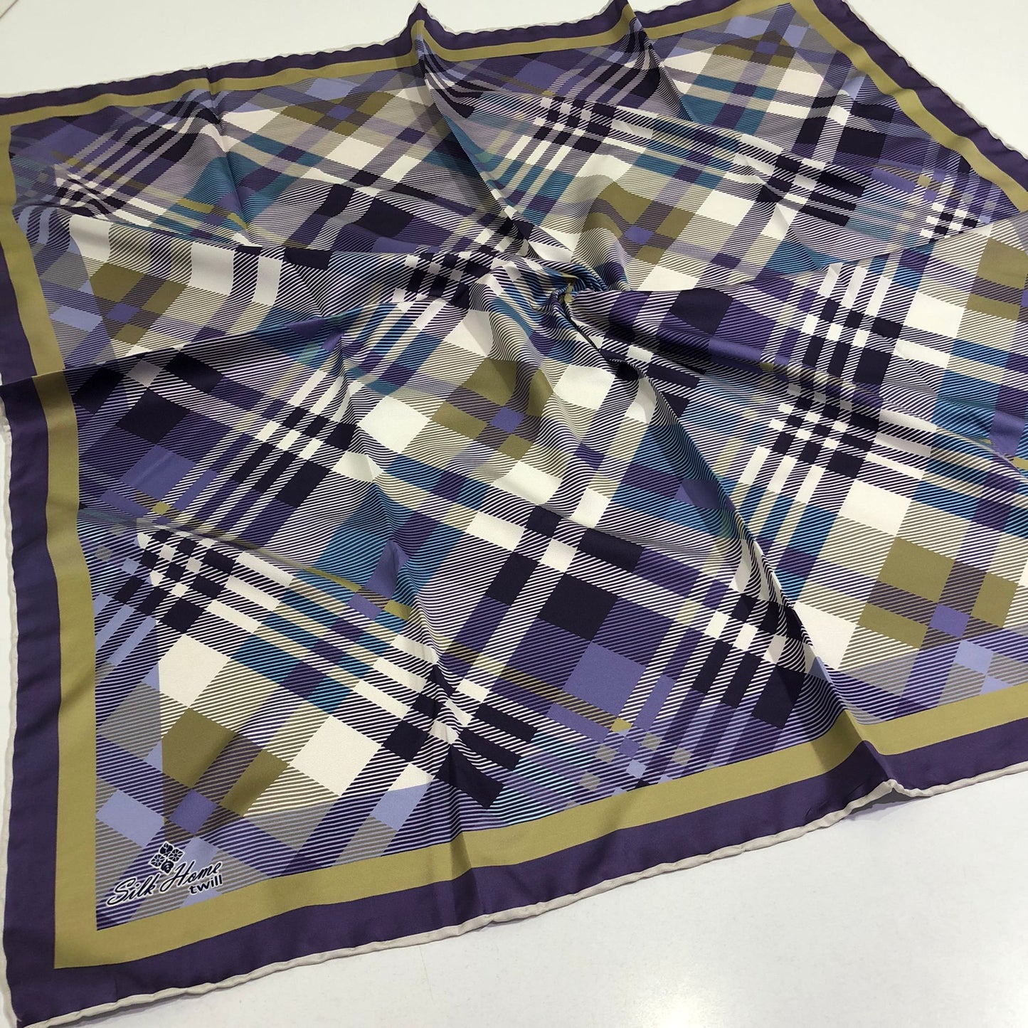 Silkhome Twill Eşarp Çizgili Desen