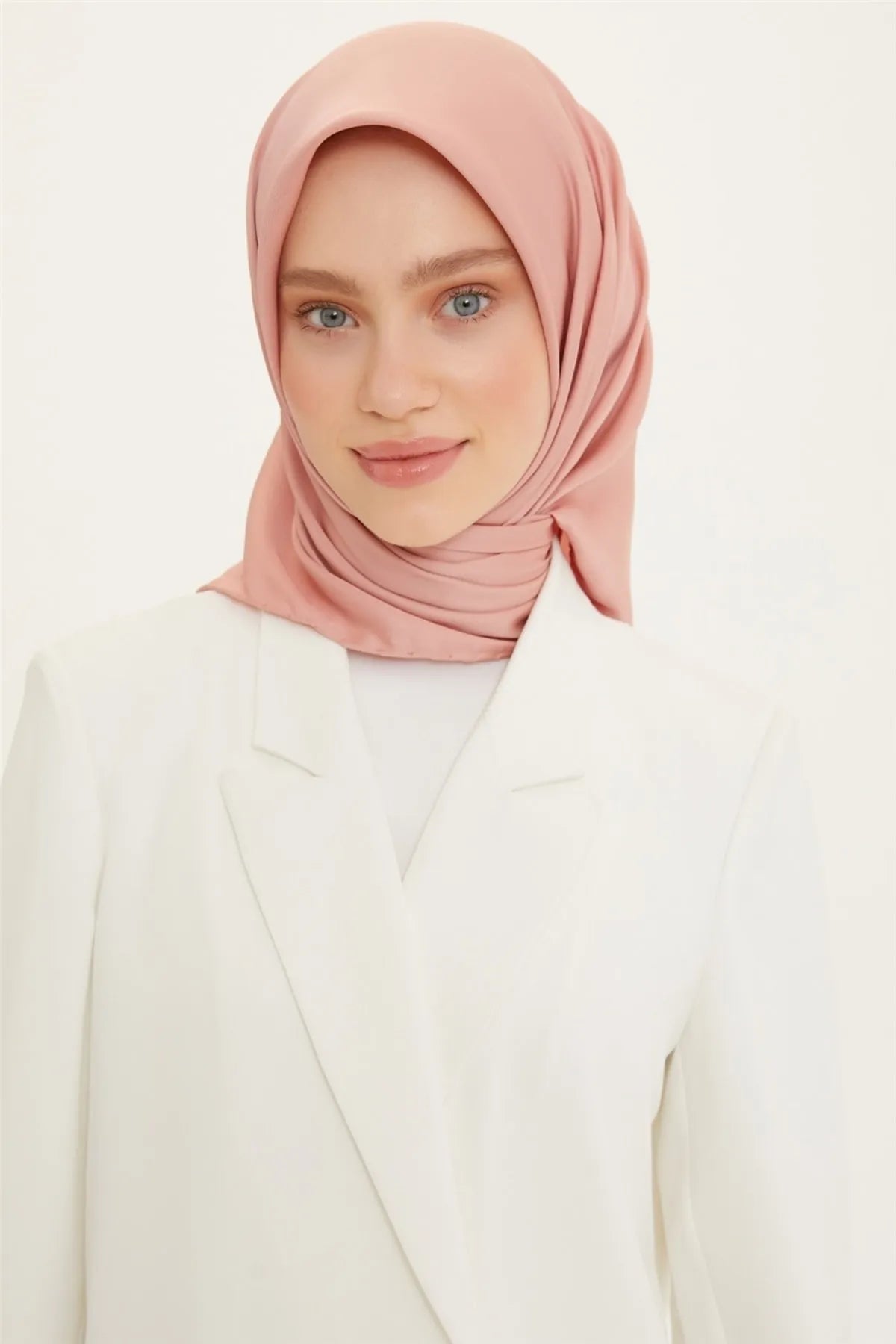 Armine Sport Düz Fon Eşarp