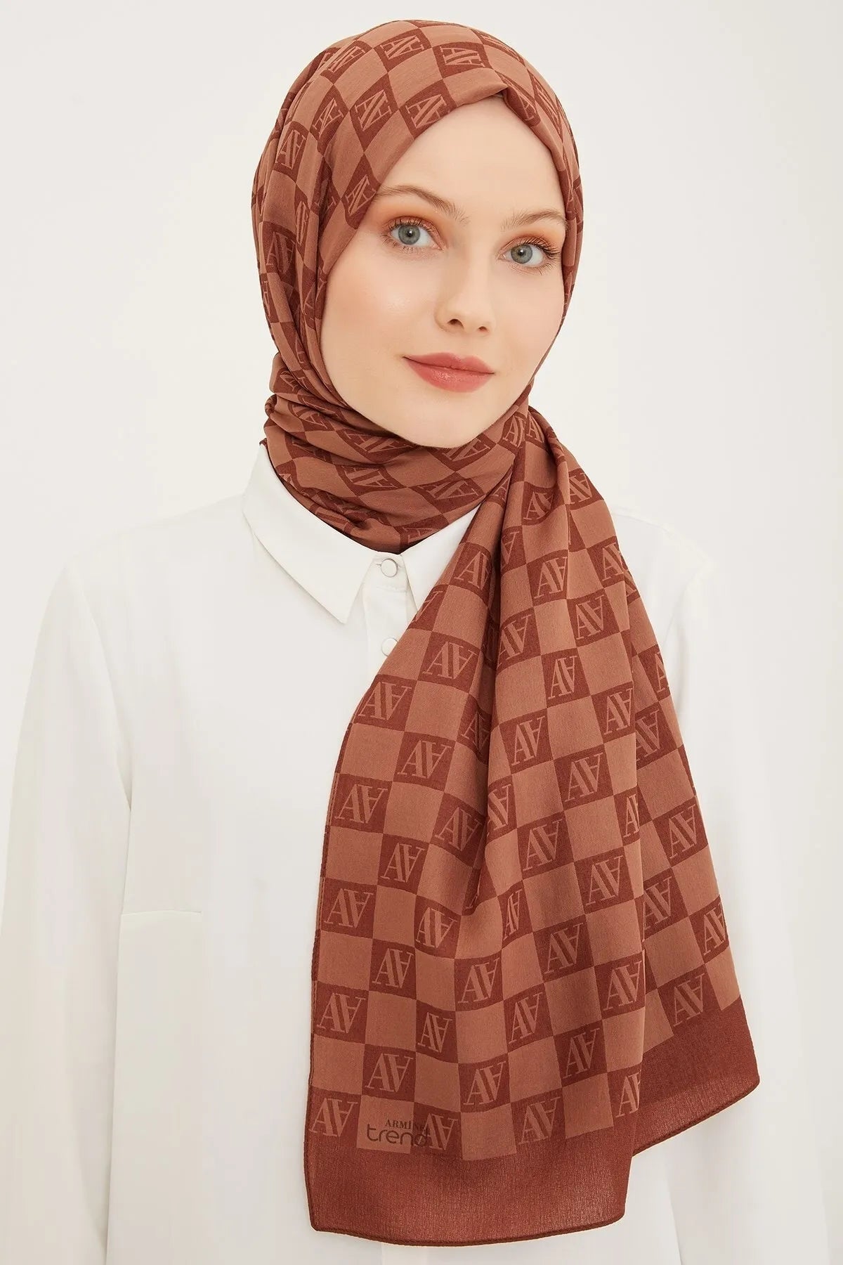 Armine Trend Ultra Light A Logolu Şal