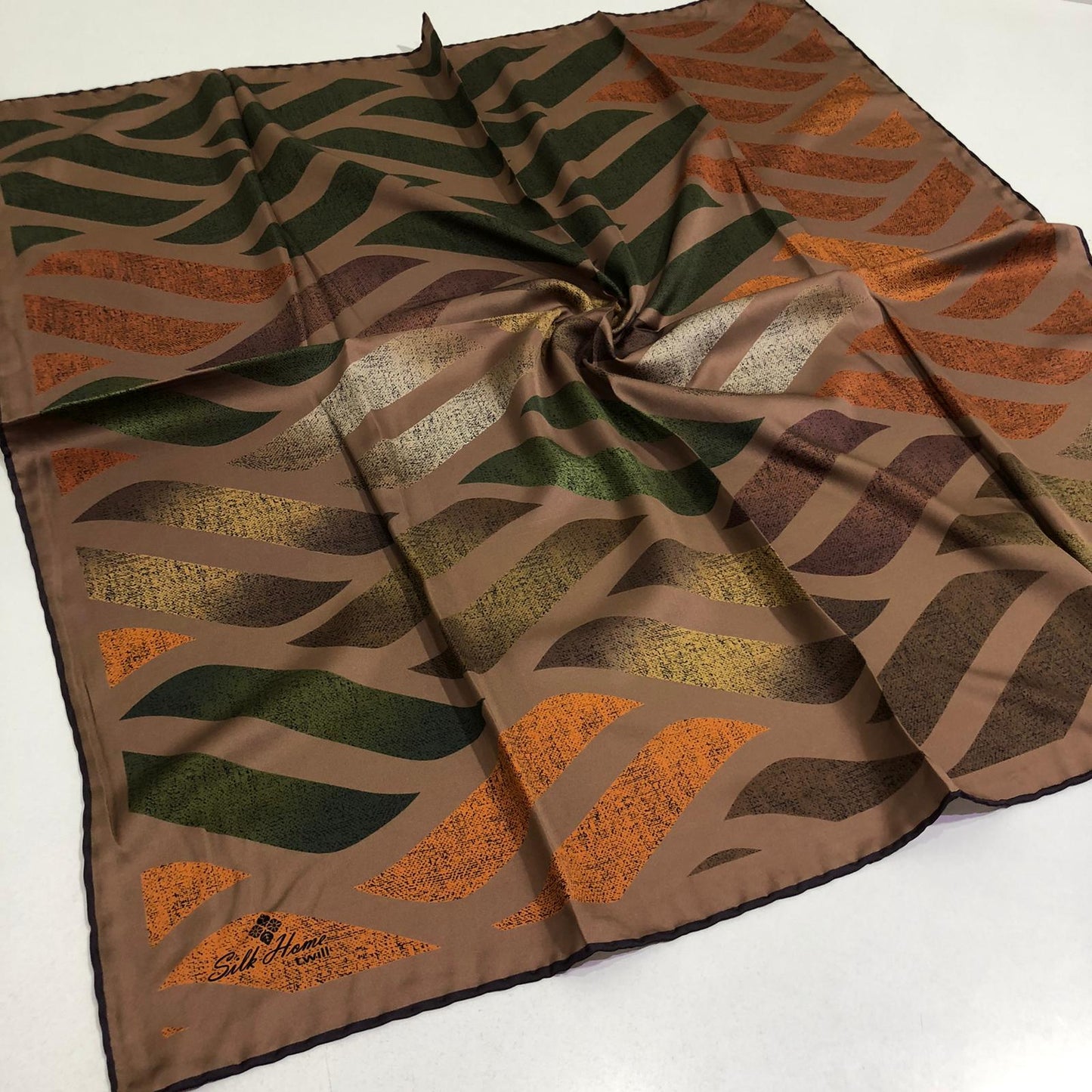Silkhome Twill Eşarp Dalga Desen Kahve