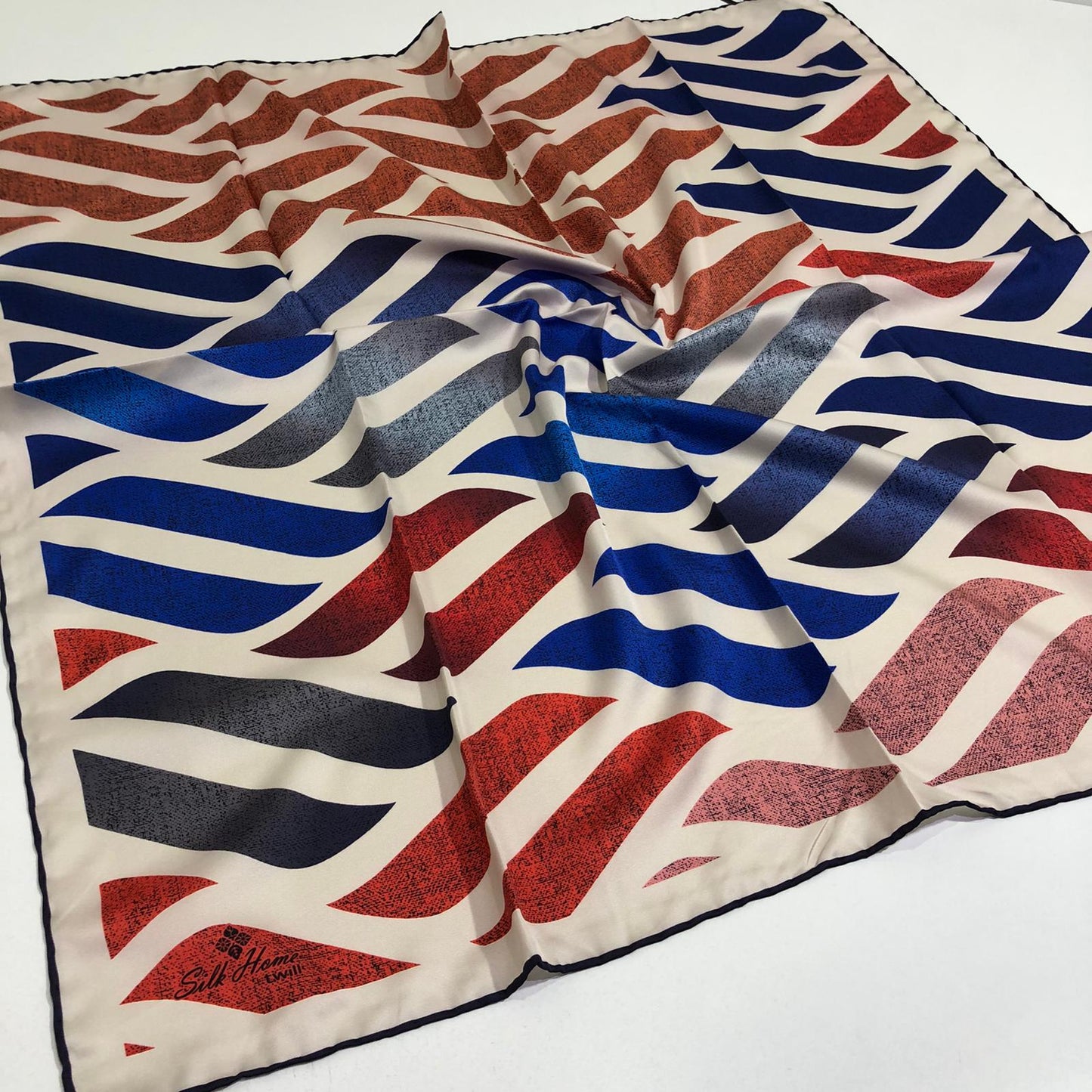 Silkhome Twill Eşarp Dalga Desen Gül