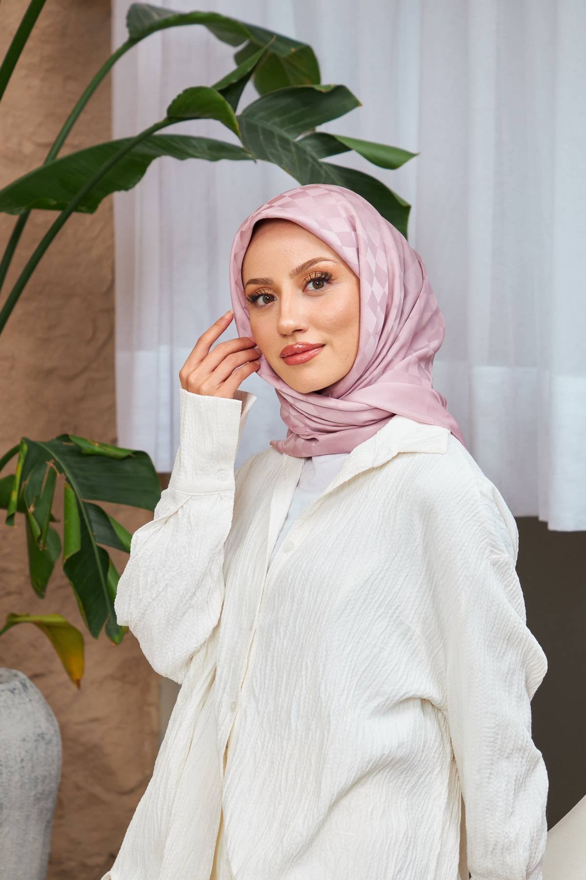 jakar eşarp modeli