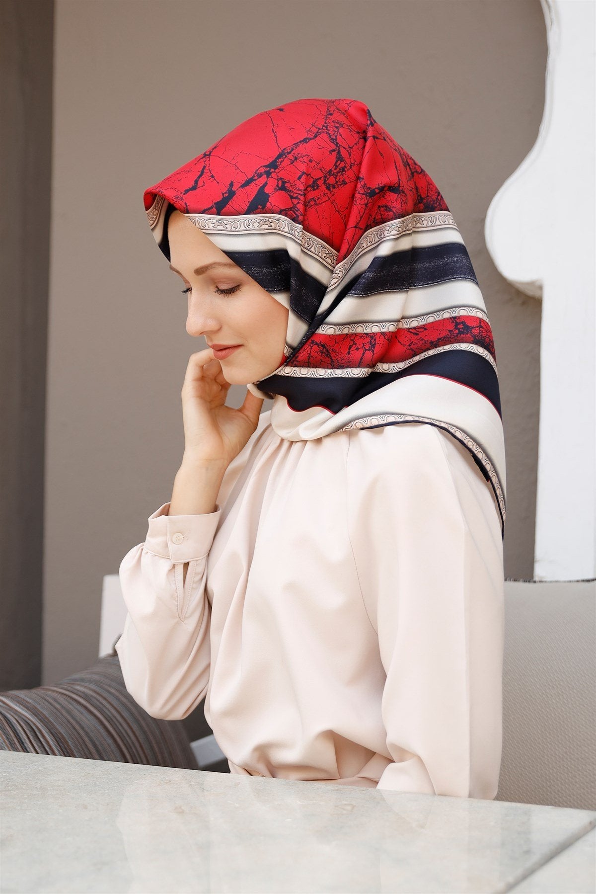 Silk Home Twill Eşarp Kırmızı Cümbüşü