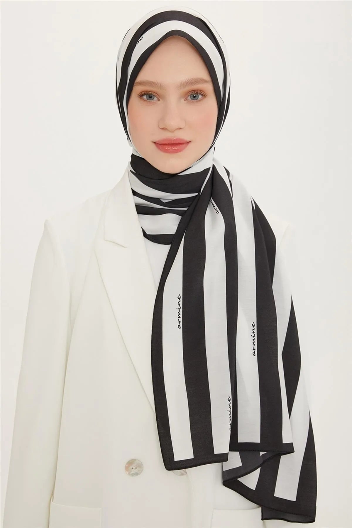 Armine Sport Modal Şal Siyah-Beyaz